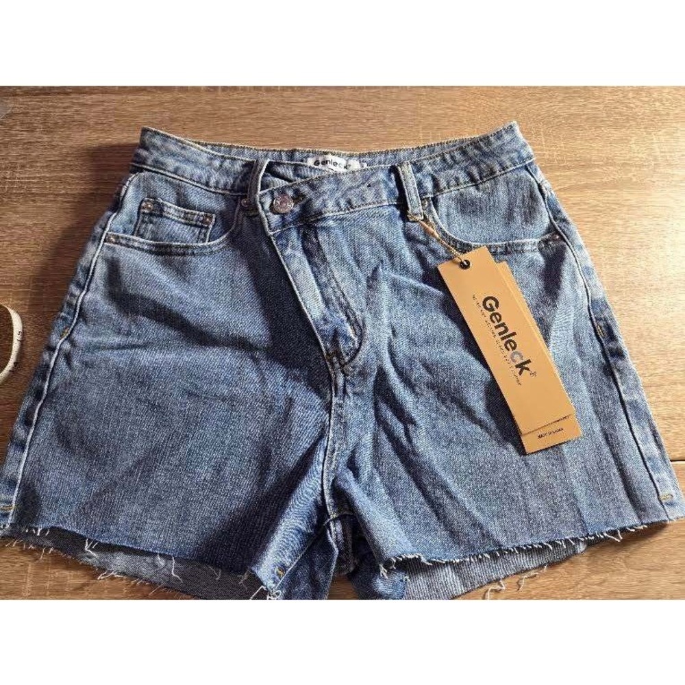 Genleck Womens Asymmetrical Crossover Denim Shorts Blue Raw Hem Size S NEW